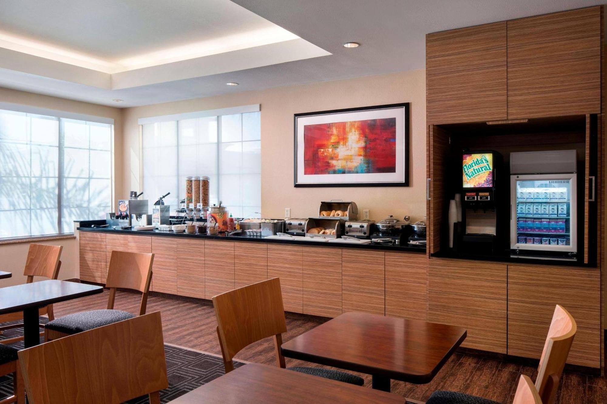 Towneplace Suites By Marriott San Diego Carlsbad / Vista Eksteriør billede