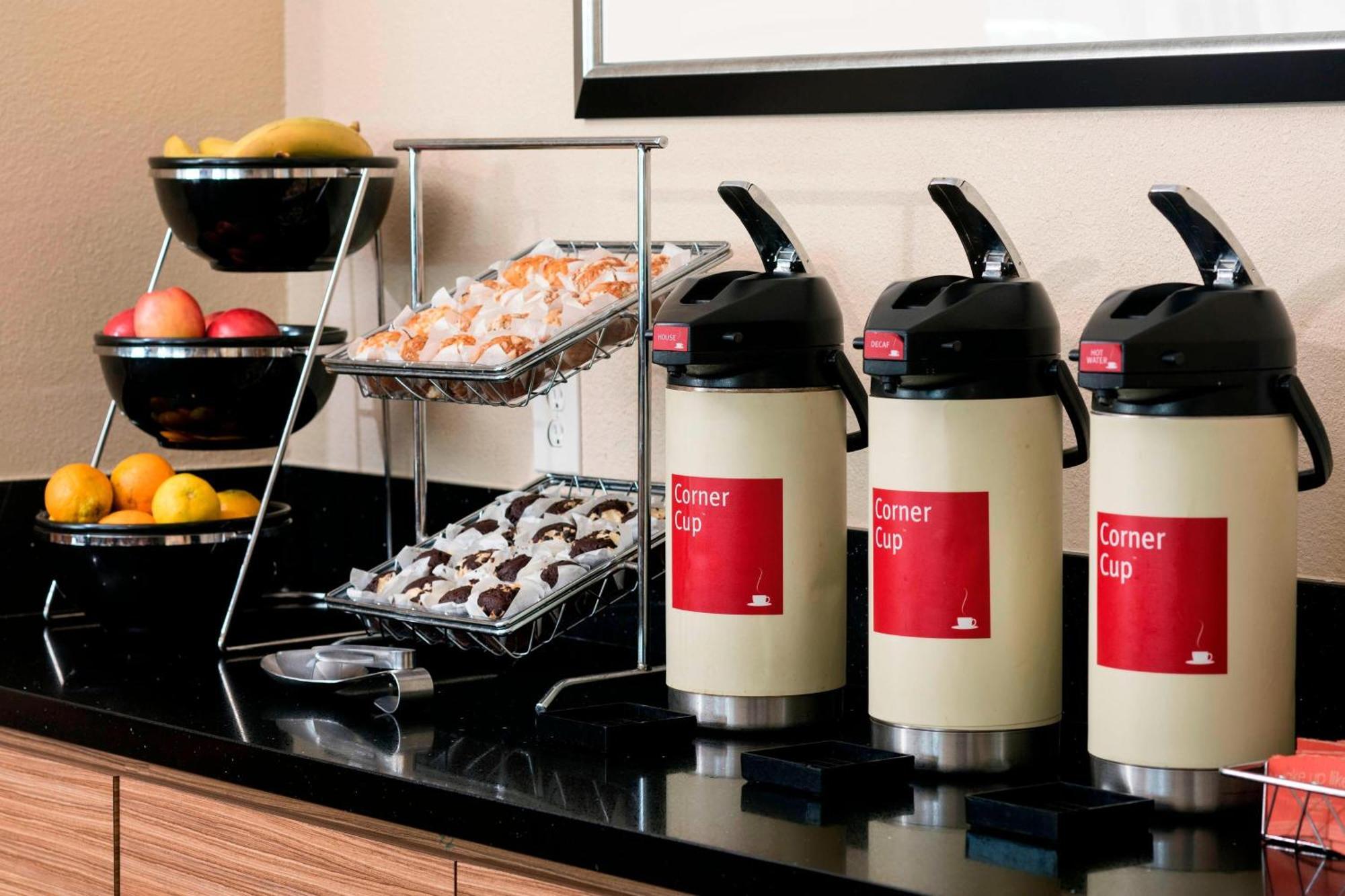 Towneplace Suites By Marriott San Diego Carlsbad / Vista Eksteriør billede
