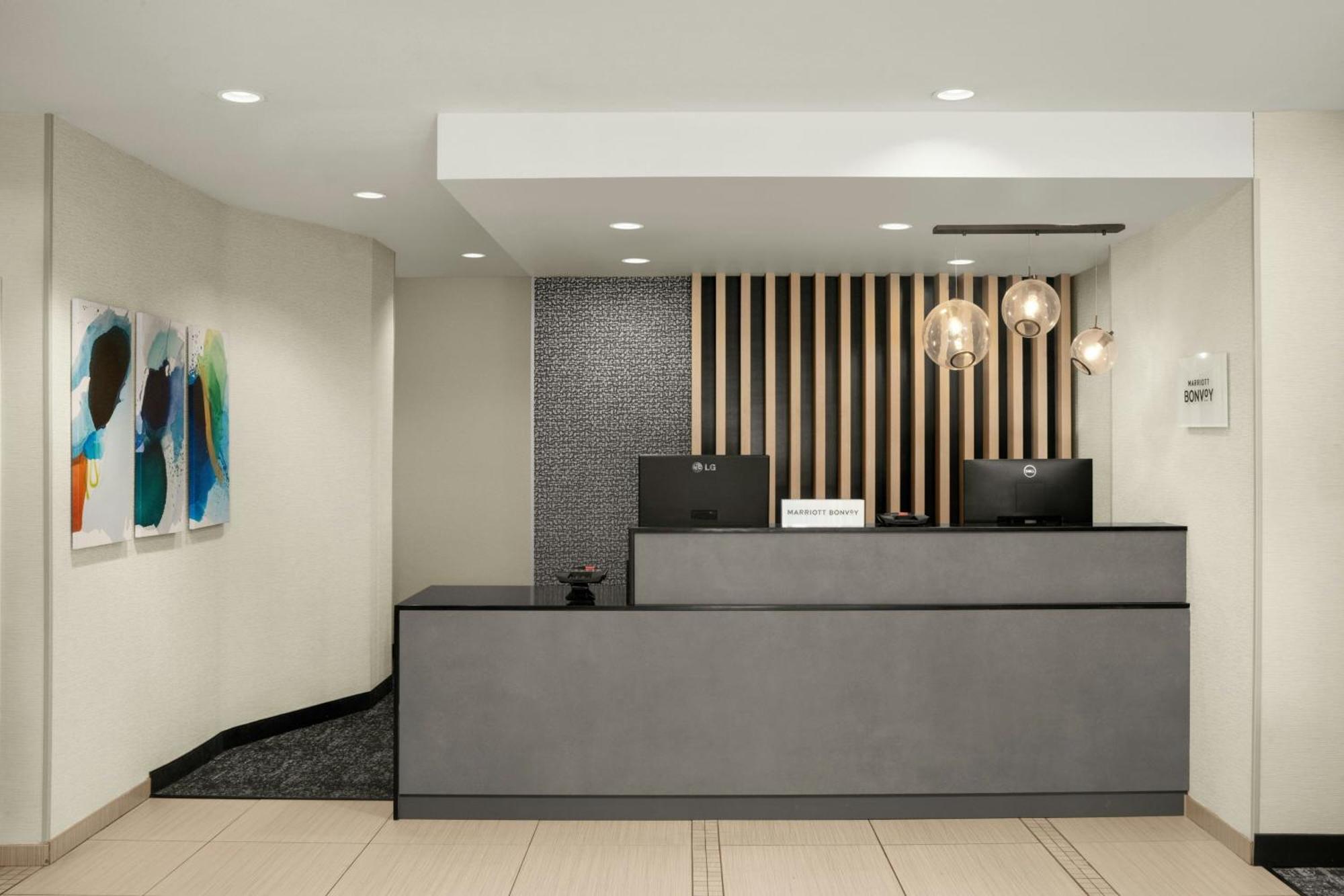 Towneplace Suites By Marriott San Diego Carlsbad / Vista Eksteriør billede
